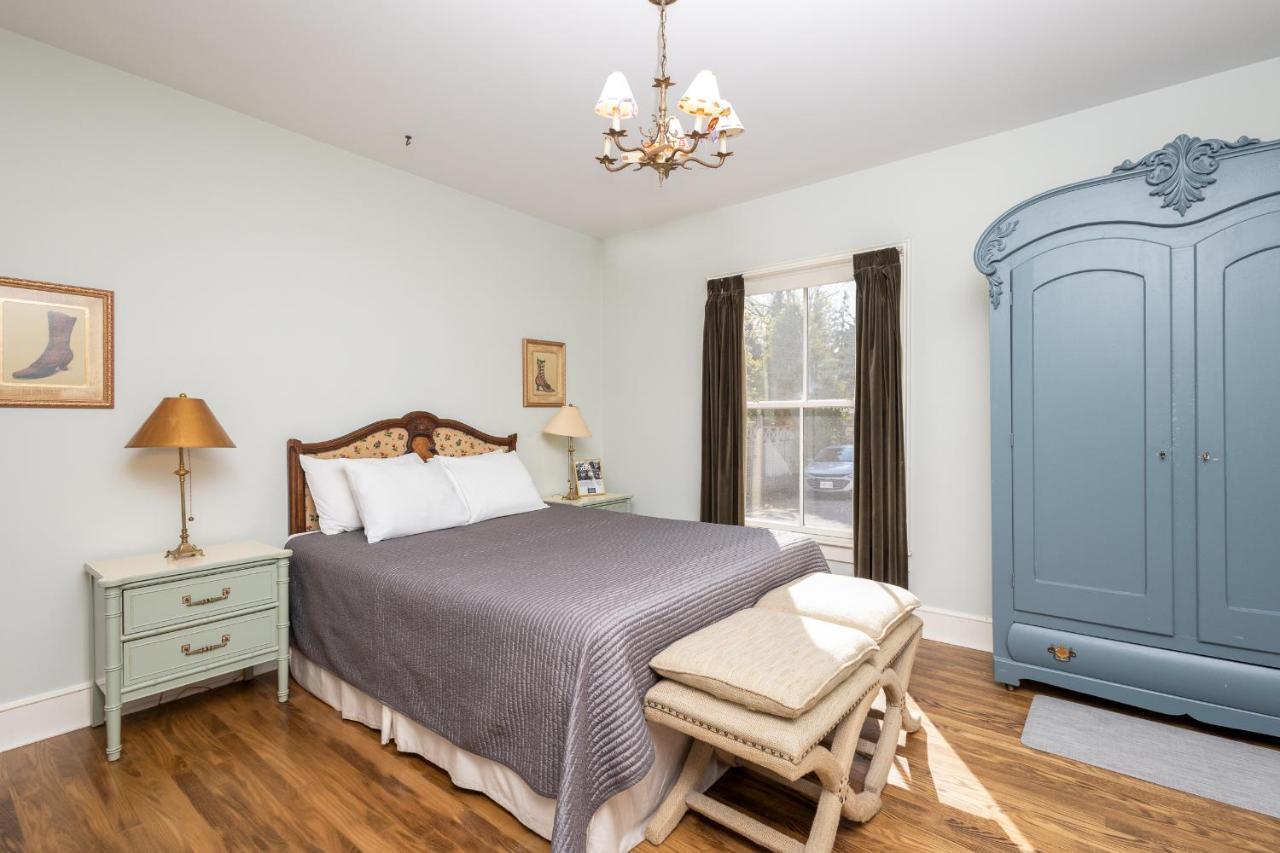 فندق The Old Bank House Niagara-on-the-Lake المظهر الخارجي الصورة