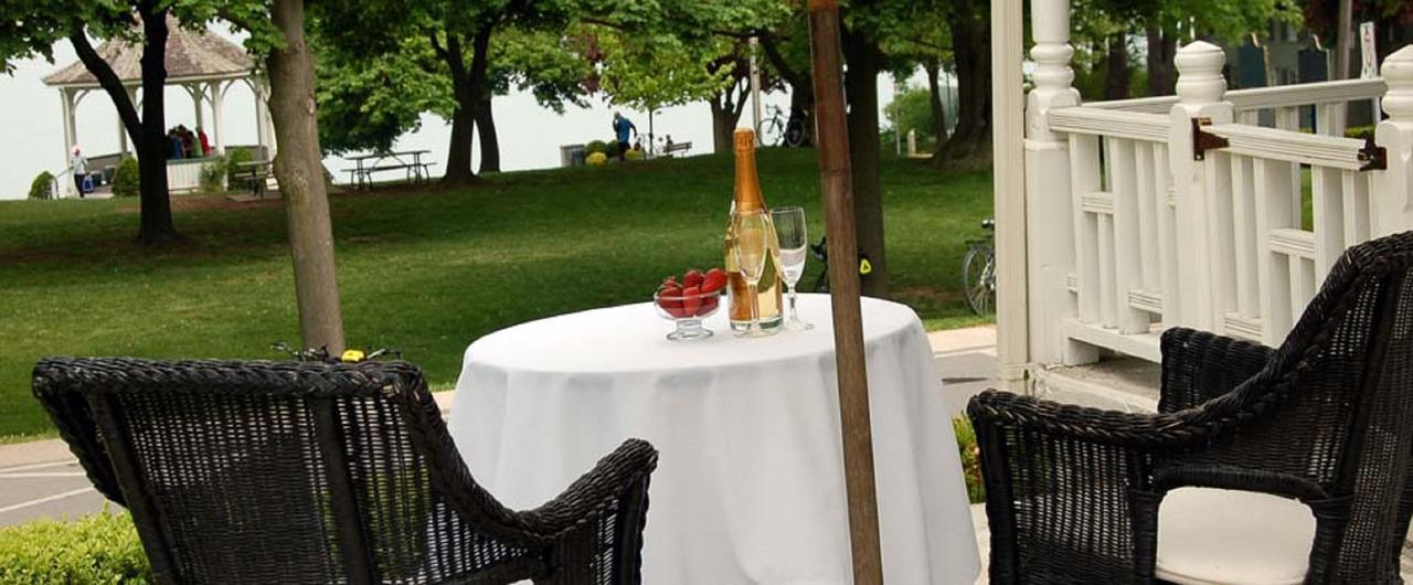 فندق The Old Bank House Niagara-on-the-Lake المظهر الخارجي الصورة